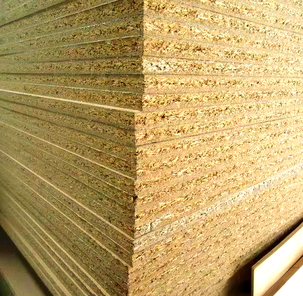 全屋定制为何偏爱郑州颗粒板？真相在这里！