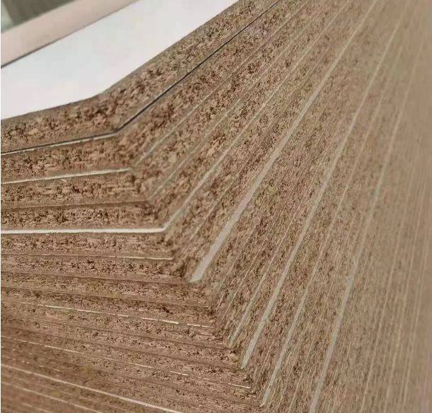 深度对比：郑州颗粒板 vs. 多层板，谁是居家“优等生”？