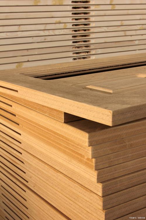 郑州实木多层板和实木生态板哪个更好？环保与实用的权衡，深度对比与选购指南！